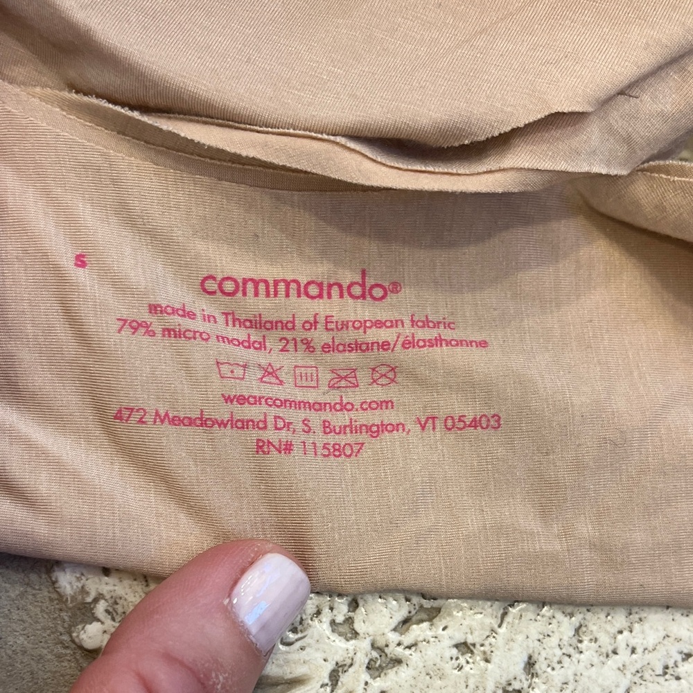 Commando Seamless Nude Wireless Comfort Bra - Women Intimates - Picture 3 of 4